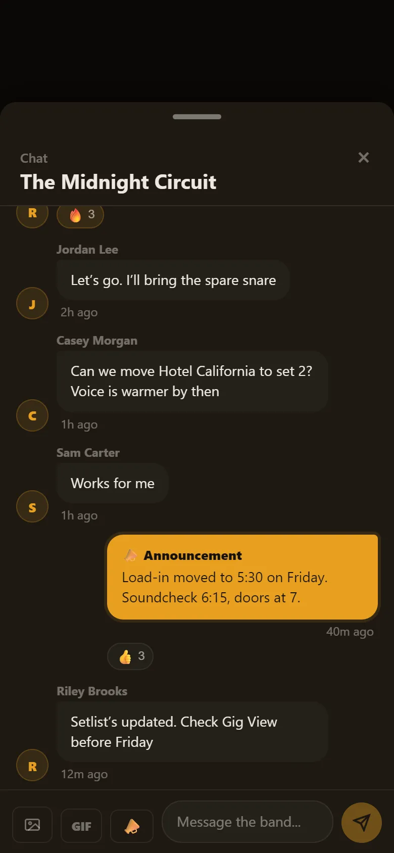 BandStack band chat: a set change agreed, an announcement that load-in moved to 5:30 with thumbs-up reactions, and a note that the setlist is updated